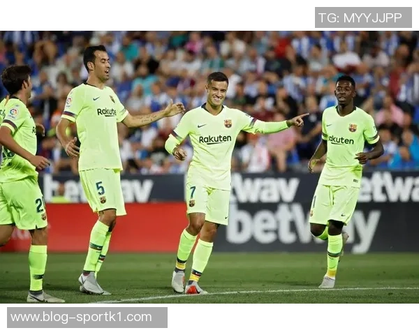 黎巴嫩球员解围失误送乌龙助攻萨尔多尔别克凌空抽射精彩破门